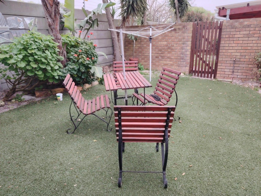To Let 2 Bedroom Property for Rent in Eden Park Western Cape